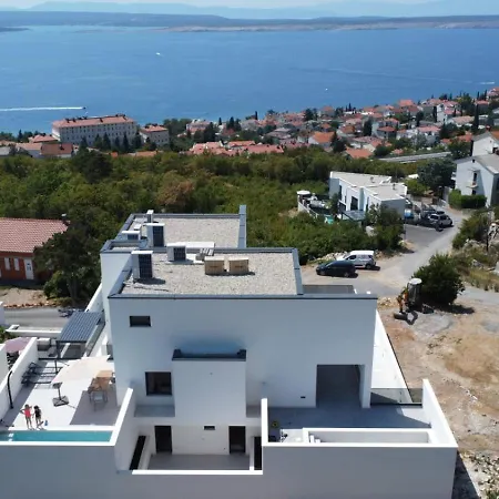 Appartamento Luxurious Sea-view 2br With Private Pool-villa Quadris-crikvenica *