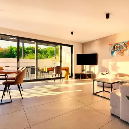 Luxurious Sea-view 2br With Private Pool-villa Quadris-crikvenica Crikvenica