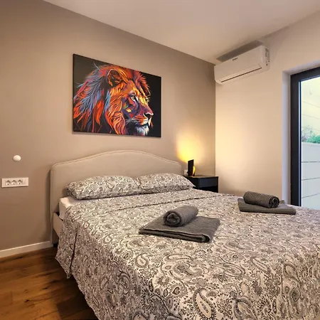 Luxurious Sea-view 2br With Private Pool-villa Quadris-crikvenica Crikvenica