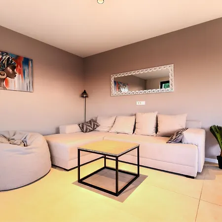 Luxurious Sea-view 2br With Private Pool-villa Quadris-crikvenica * Crikvenica
